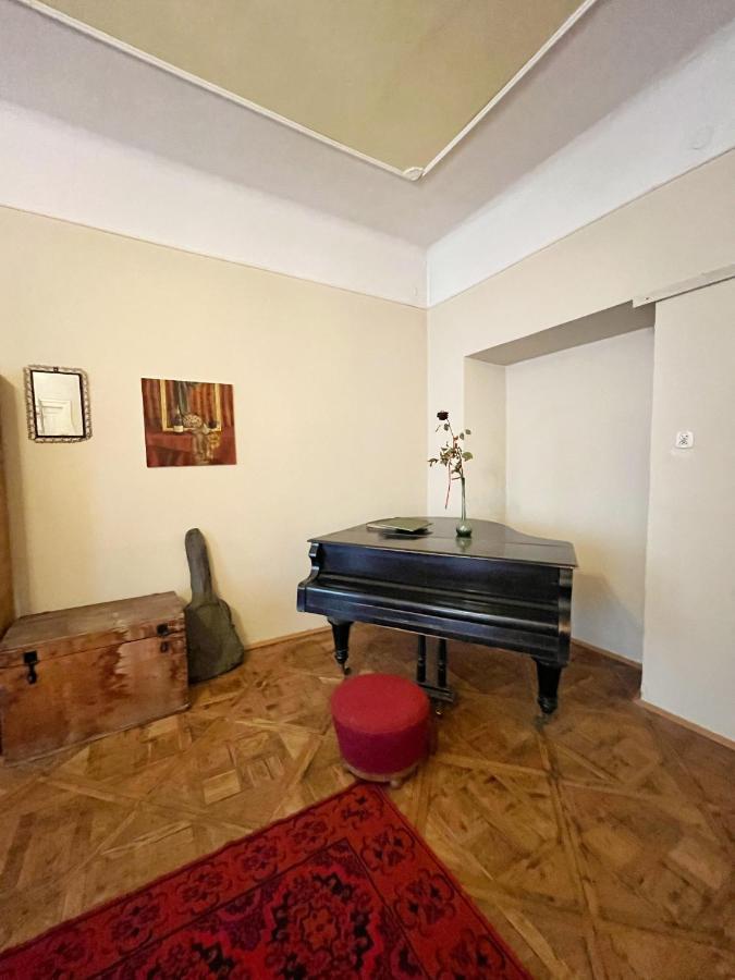 Old Town Rooms Wielopole Красков Екстериор снимка