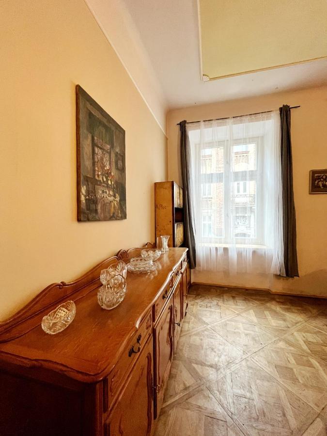 Old Town Rooms Wielopole Красков Екстериор снимка
