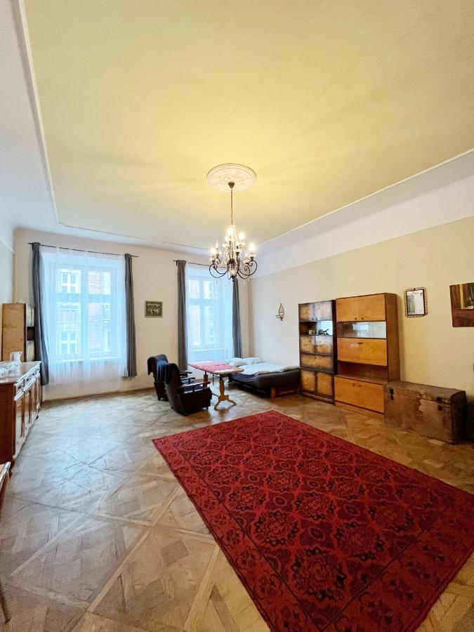 Old Town Rooms Wielopole Красков Екстериор снимка