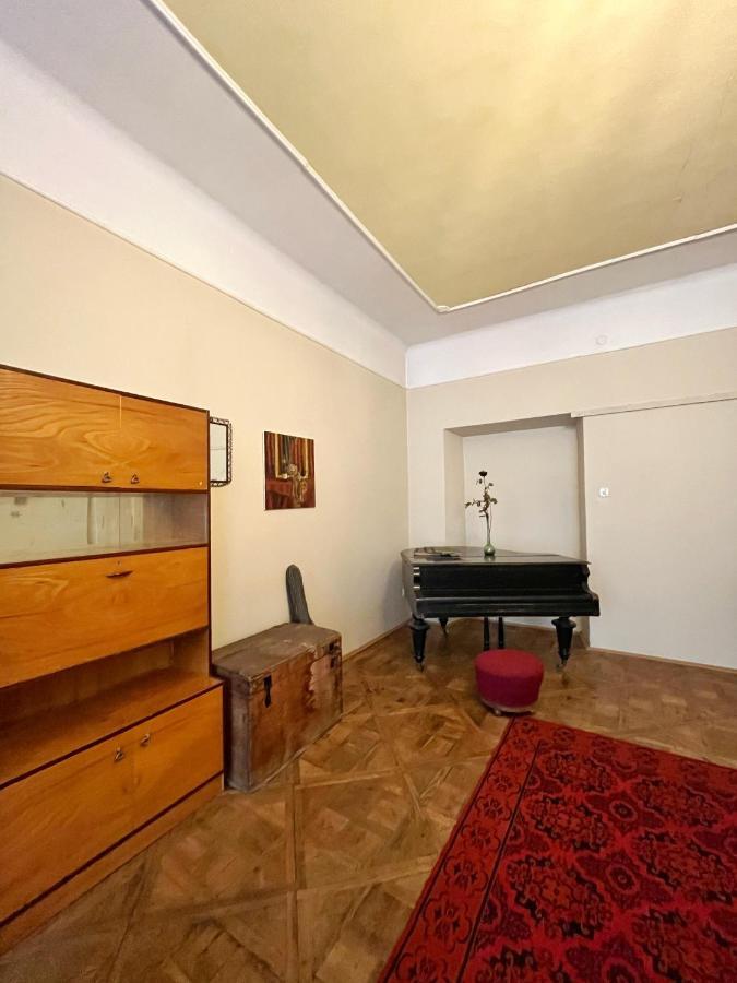 Old Town Rooms Wielopole Красков Екстериор снимка